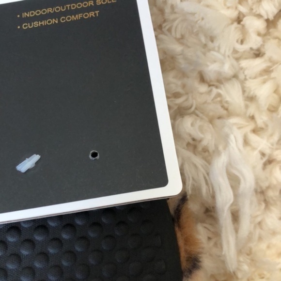 NWT Charles Albert Strap Slipper Sandals | S (7-8) - Picture 5 of 5